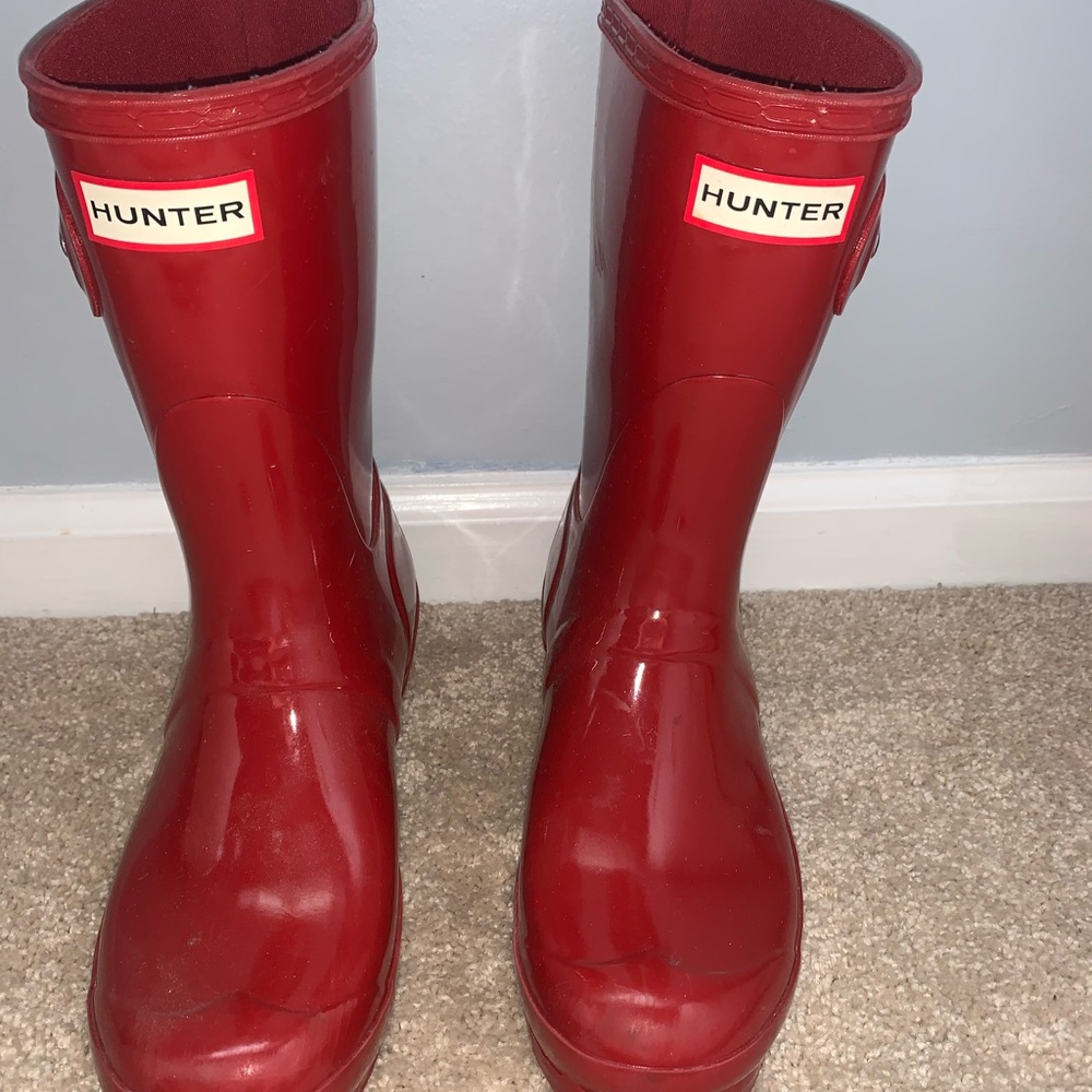 Red midi Hunter rain boots